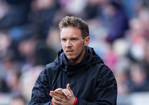 Almaniya millisinin baş məşçqisi ilə müqavilə müddəti uzadılıb