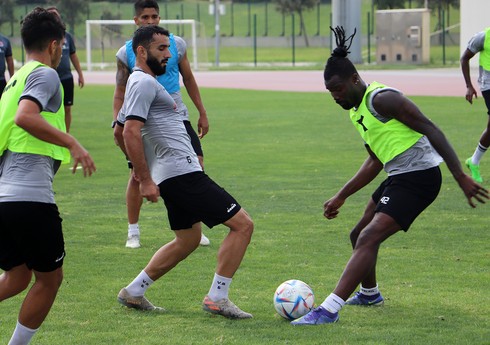 “Araz-Naxçıvan” “Neftçi” ilə oyunun hazırlığına itkilərlə başlayıb