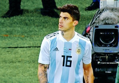 Argentina yığmasının sabiq futbolçusu karyerasını bitirib