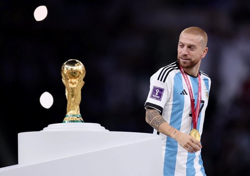 Argentinalı dünya çempionu futboldan uzaqlaşdırılıb