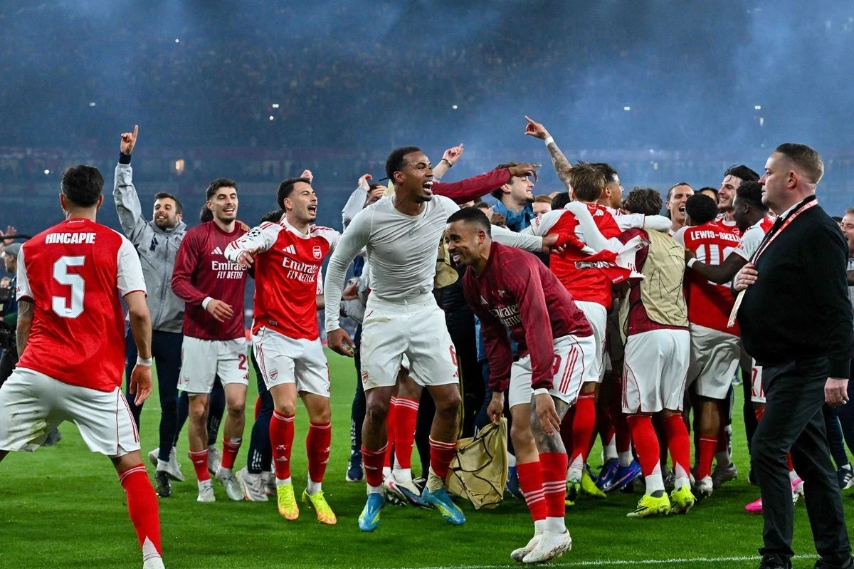 “Arsenal” 22 il sonra İngiltərə çempionu olub