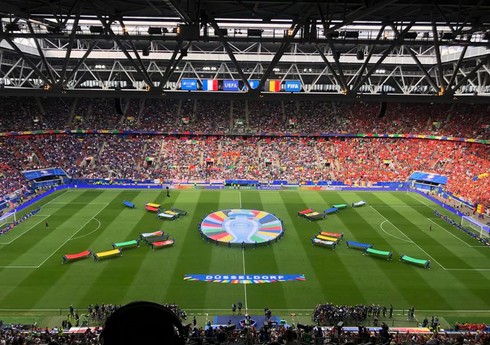 AVRO-2024: 1/8 finalın növbəti görüşü start götürüb