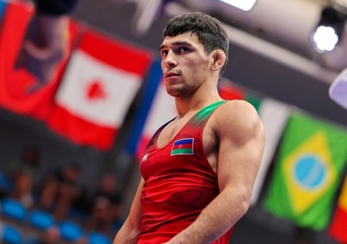 Avropa çempionatı: Azərbaycan güləşçisi bürünc medal görüşünə vəsiqə qazanıb