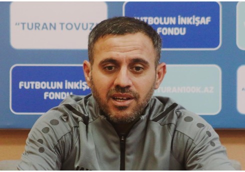 Ayxan Abbasov: “Azarkeşlər bizi ilk “üçlük”də görmək istəyirlər?”