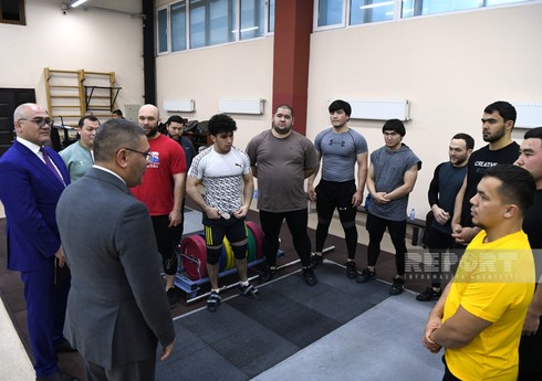 Azərbaycan Ağırlıqqaldırma Federasiyasının rəhbərliyi Özbəkistan millisinin Bakıdakı məşqini izləyiblər