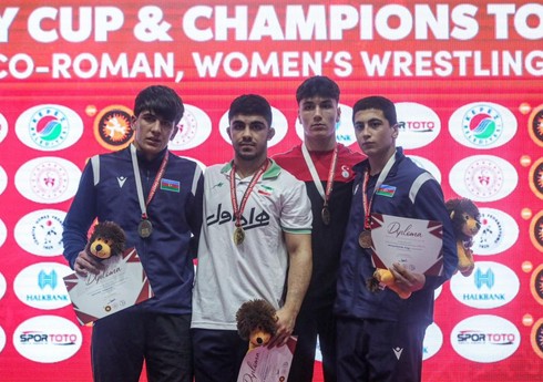 Azərbaycan güləşçiləri "Zəfər kuboku"unda 22 medal qazanıblar