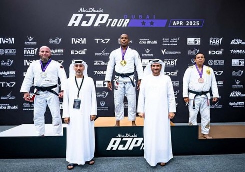 Azərbaycan idmançıları Dubayda keçirilən turnirdə iki medal qazanıblar