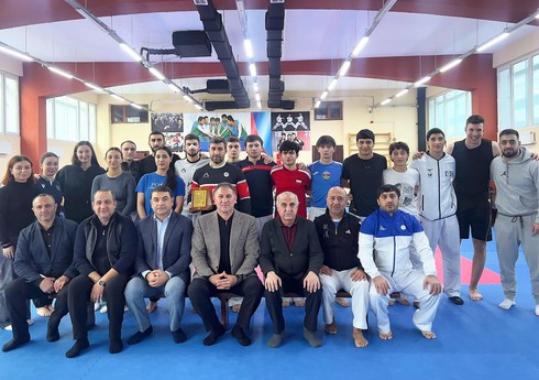 Azərbaycan Karate Federasiyasının rəhbərliyi milli komandanın üzvləri və məşqçilərlə görüş keçirib