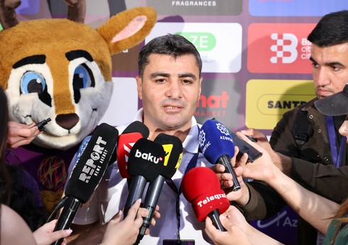 Azərbaycan millisinin baş məşqçisi: "Azarkeşlərin dəstəyi sayəsində qələbə qazandıq"