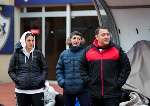 Azərbaycan millisinin baş məşqçisi: "Əcnəbi idmançıların yığmaya cəlb olunması prosesinə son qoymuşuq"
