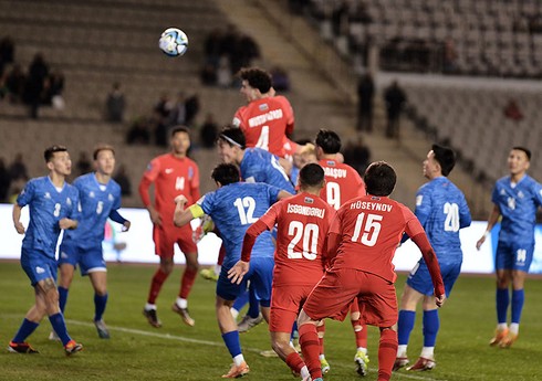 Azərbaycan millisinin müdafiəçisi: Əlimizə düşən şansları daha tez qola çevirə bilərdik