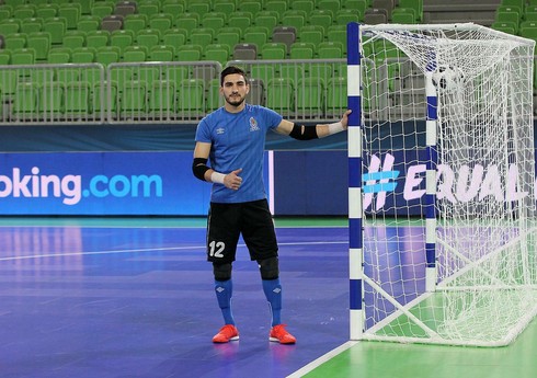 Azərbaycan millisinin qapıçısı: "Bizi Xorvatiyaya ağır səfər və oyun gözləyir"