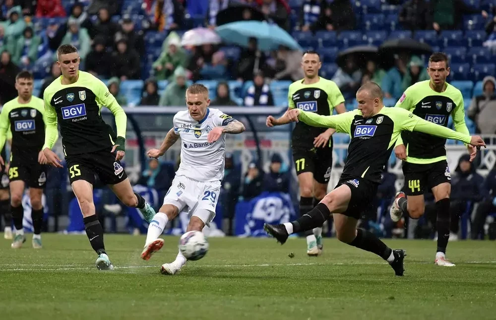 Azərbaycan millisinin üzvü komandasını tərk edir - ÖZƏL