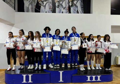 Azərbaycan qılıncoynadanları beynəlxalq turnirdə qızıl və gümüş medallar medal qazanıblar