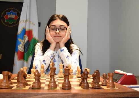 Azərbaycan şahmatçısı texniki qələbə ilə vahid lider olub