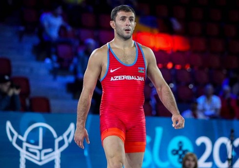 Azərbaycanın 2 güləşçisi dünya çempionu ola bilər, 4-ü mübarizəyə başlayır