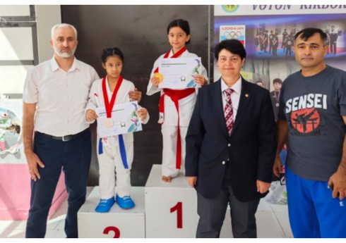 Azərbaycanın Əməkdar məşqçisinin tələbəsi karate turnirinin qalibi olub
