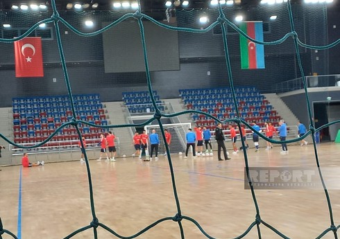 Azərbaycanın futzal millisi Yunanıstanla oyunöncəsi məşqə çıxıb