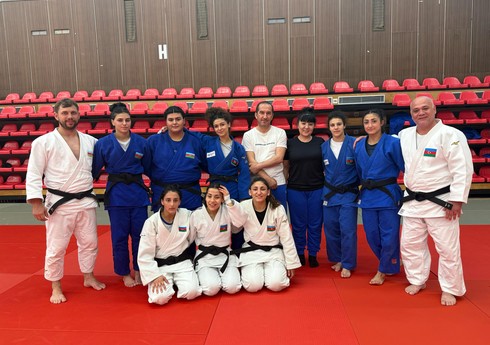 Azərbaycanın gənc qızlardan ibarət cüdo millisi Çexiyada təlim-məşq düşərgəsinə qatılıb