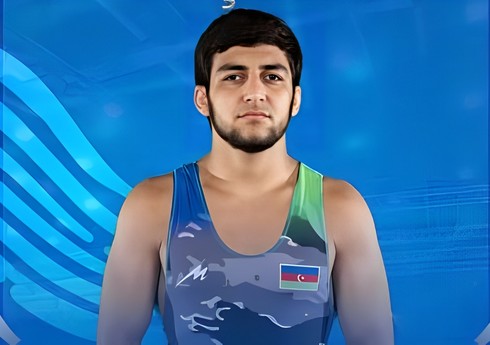 Azərbaycanın sərbəst güləşçiləri Bolqarıstandakı turniri üç medalla başa vurublar