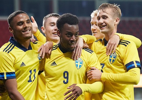 Azərbaycanla oyun ərəfəsində İsveç yığmasına 2 yeni futbolçu çağırılıb