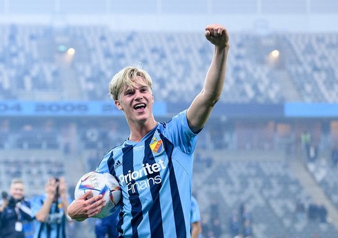 Azərbaycanlı futbolçunun komanda yoldaşı “Barselona” ilə anlaşıb