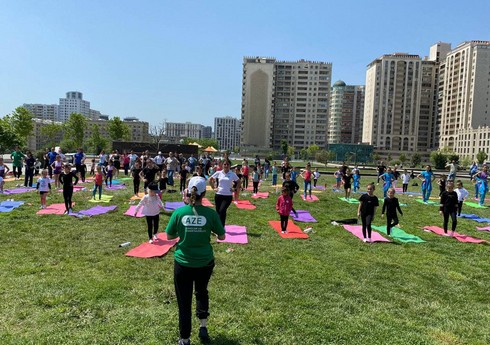Bakı sakinləri üçün gimnastika məşğələləri təşkil edilib