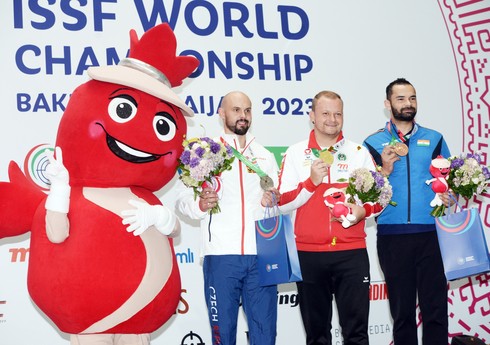 Bakıda keçirilən dünya çempionatında Avstriya atıcısı qızıl medal qazanıb