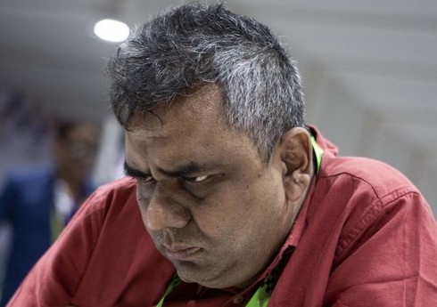 Banqladeşli qrossmeyster oyun zamanı dünyasını dəyişib