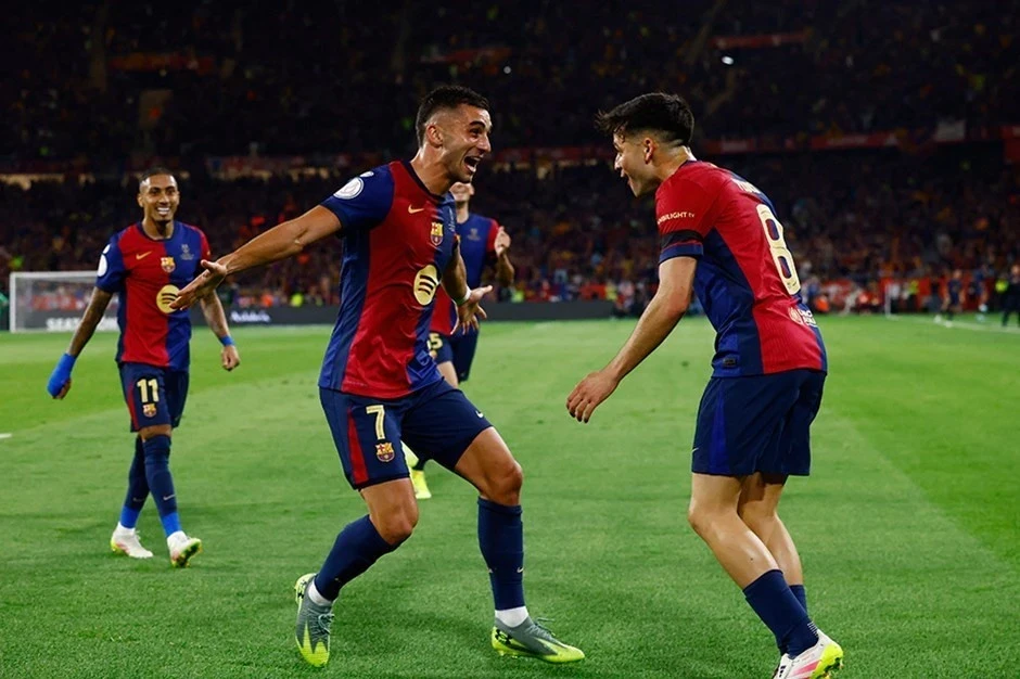 “Barselona” kubokun sahibi olub