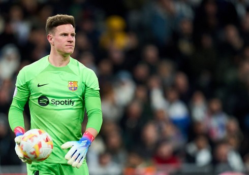 "Barselona"nın qapıçısı Kasilyasın nailiyyətini təkrarlayıb