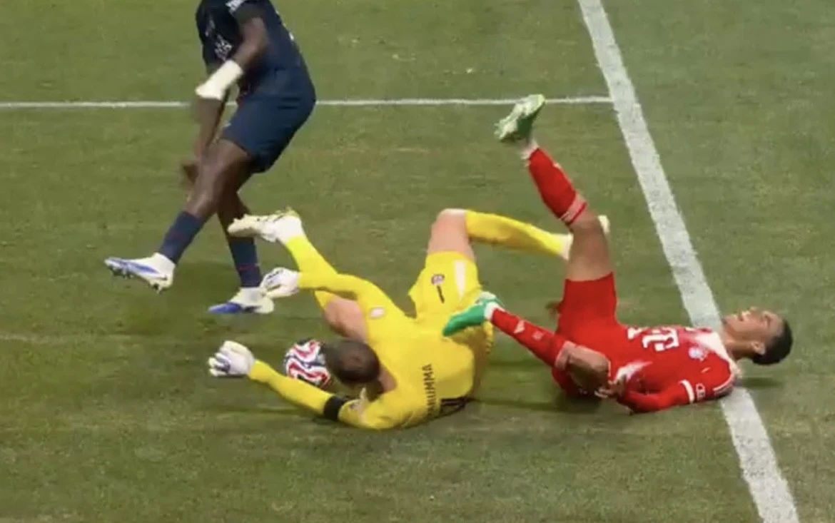 “Bavariya”nın futbolçusu Camal Musialanın ayağı sınıb