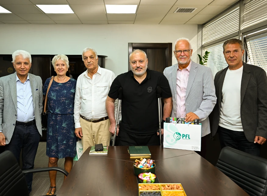 Bernd Ştange Peşəkar Futbol Liqasının qonağı oldu