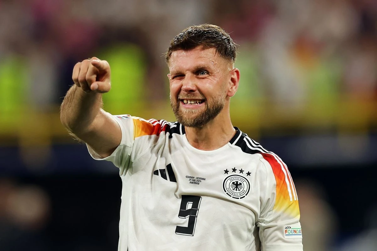 “Beşiktaş” Almaniya millisinin forvardını istəyir