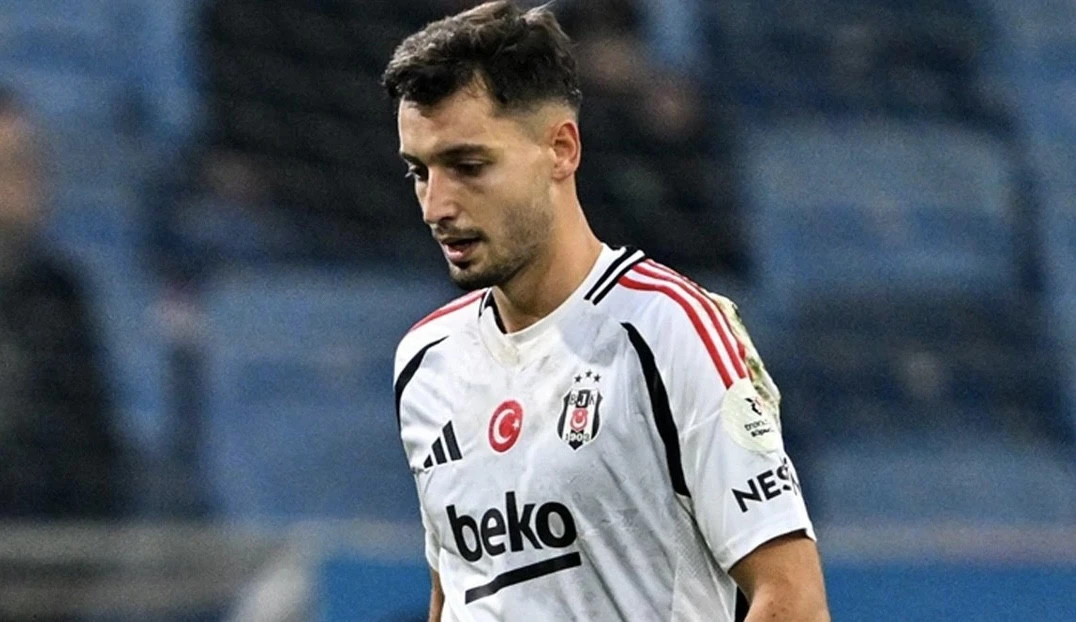 “Beşiktaş”ın futbolçusu Super Liqada klubunu dəyişə bilər