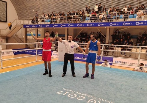 Boks üzrə Azərbaycan çempionatının ilk mükafatçıları bəlli olub