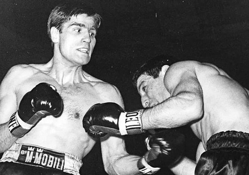 Boks üzrə mütləq dünya çempionu vəfat edib