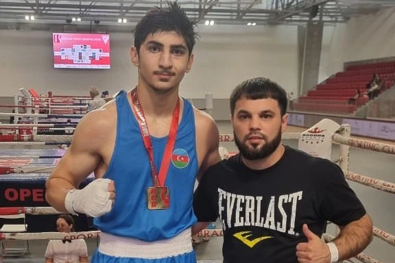 Boksçumuz Portuqaliyada qızıl medal qazanıb