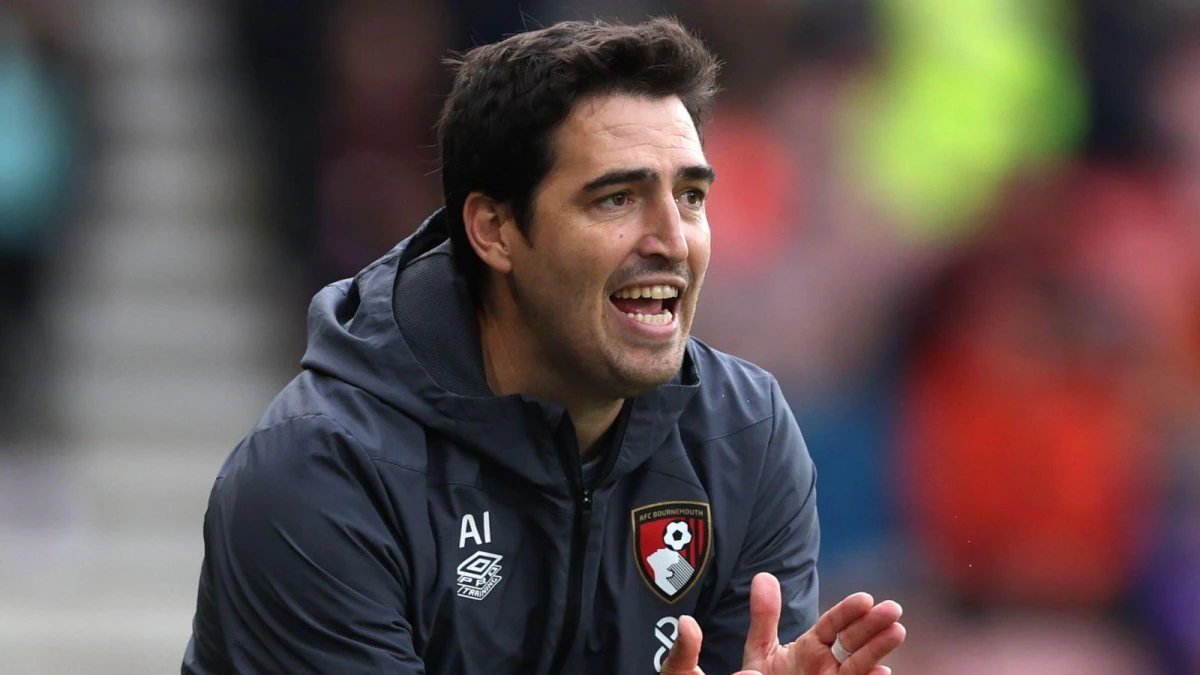 “Bornmut” baş məşqçisi ilə bağlı qərarını verdi - RƏSMİ