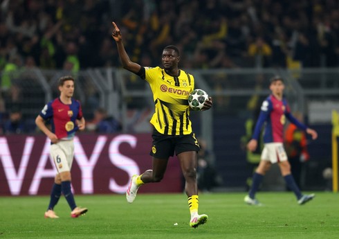 "Borussiya"nın futbolçusu Çempionlar Liqasında yeni rekorda imza atıb