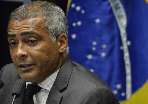 Braziliyalı tanınmış futbolçu xəstəxanaya yerləşdirilib