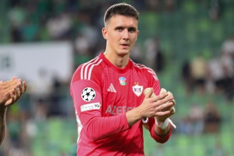 ÇL: Koxalskinin üç seyvi günün ən yaxşı qurtarışları sırasında yer alıb - VİDEO