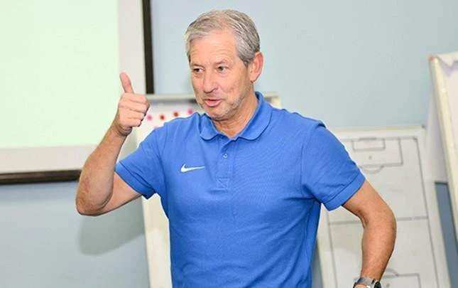 De Blekere yenə hakimləri haqlı çıxardı - VİDEO