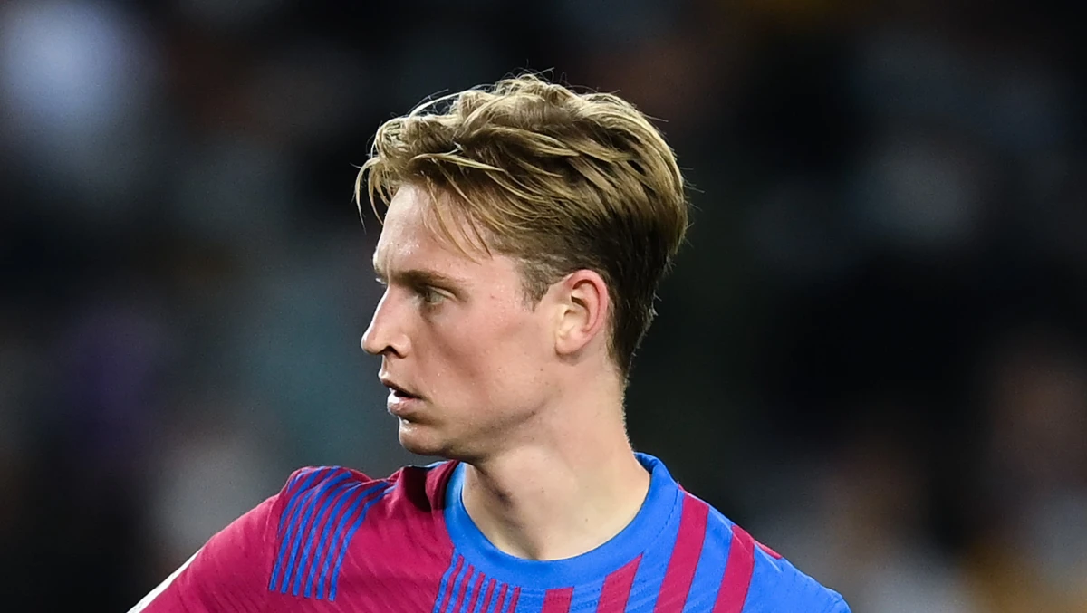 De Yonq menecerini dəyişdi