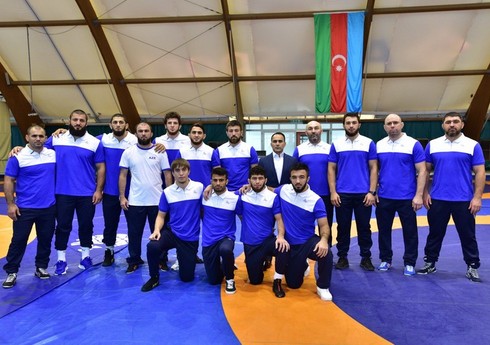 Dünya çempionatı: Azərbaycanın daha dörd güləşçisi mübarizəyə başlayır