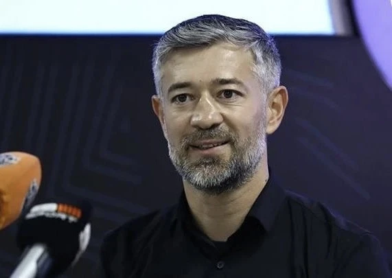 Elvin Məmmədov: “Oyunçuları matça kökləmək çətindir”