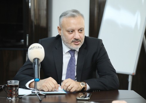 Elxan Səmədov: “Gələn mövsüm Premyer Liqada komanda sayının artacağına inanmıram”