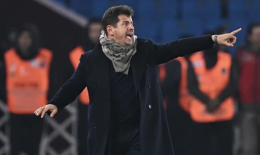 Emre Belözoğlu hakimləri tənqid etdi: “Bu liqa belə davam edə bilməz”