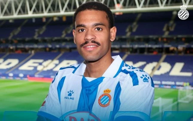 “Espanyol”da yeni hücumçu