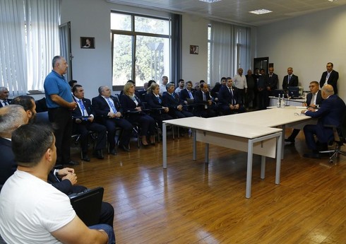 Federasiya prezidenti ağırlıqqaldırma ictimaiyyətinin nümayəndələri ilə görüşüb